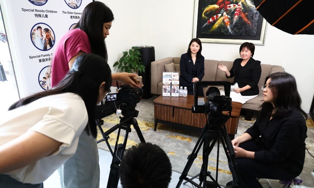 Home 11 Nanyang Siang Pau - Premier Newspaper