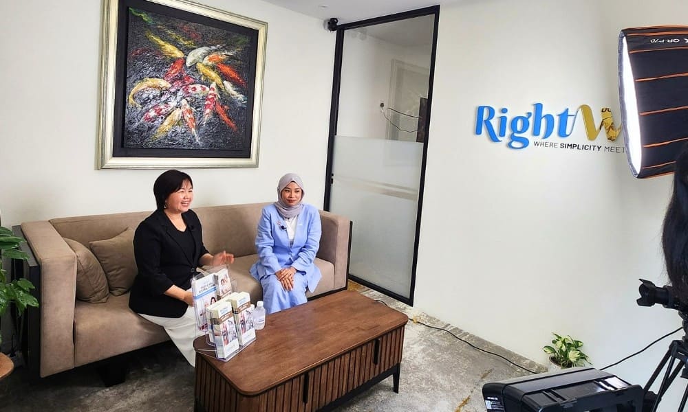 Home 14 Trilingual Experts - We Speak Your Language